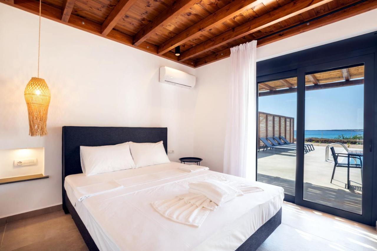 Cato Agro 4, Seafront Villa With Private Pool Afiartis Exterior foto